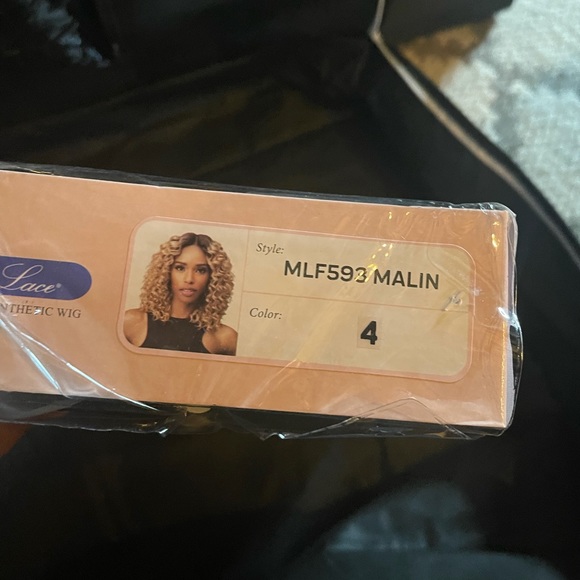Bobbi Boss HD Lace Front Wig MediFresh Truly Me 5" Deep Lace Part MLF593 Malin - Picture 4 of 5